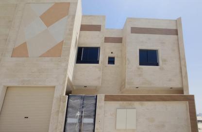 Villa - 4 Bedrooms - 6 Bathrooms for sale in Arad - Muharraq Governorate