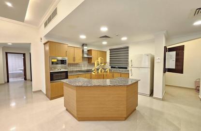Apartment - 2 Bedrooms - 2 Bathrooms for rent in Al Juffair - Capital Governorate