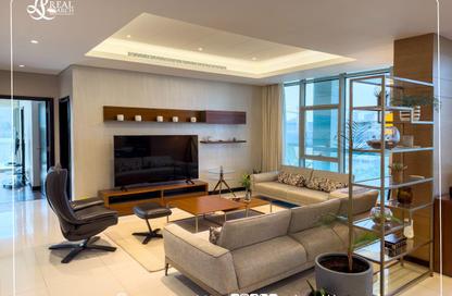 Apartment - 4 Bedrooms - 6 Bathrooms for rent in Reef Island - Capital Governorate