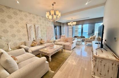 Apartment - 3 Bedrooms - 5 Bathrooms for rent in Reef Island - Capital Governorate