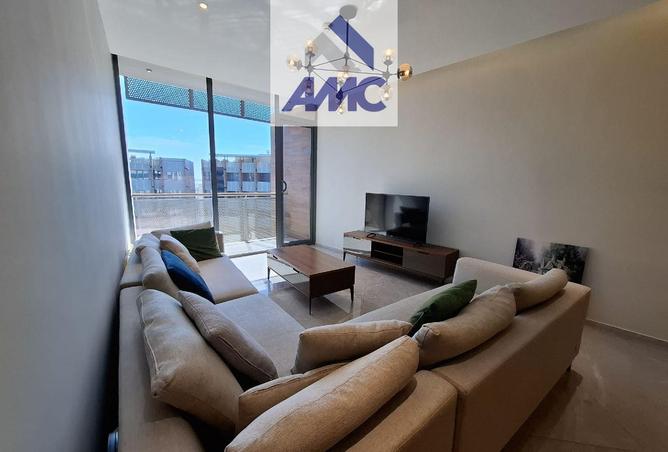 999882 - Property Image 3