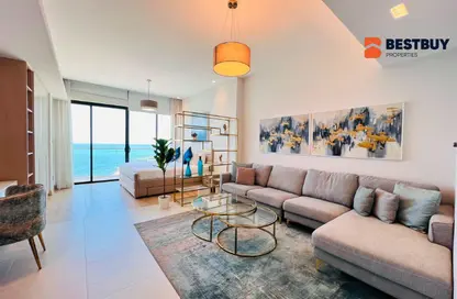 Apartment - 1 Bathroom for rent in Reef Island - Capital Governorate