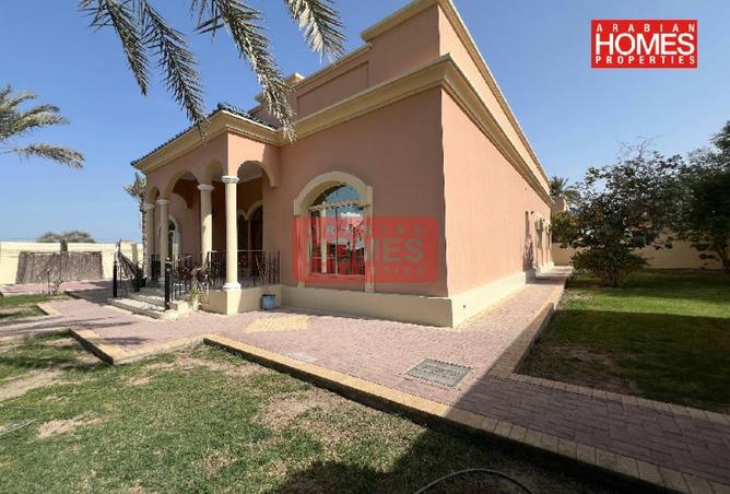 996672 - Property Image 2