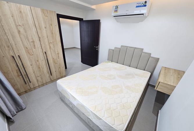 992907 - Property Image 2