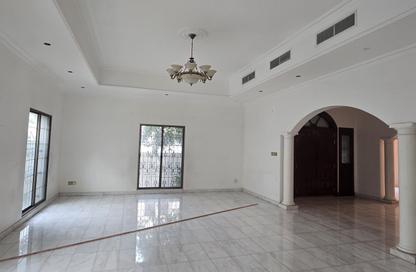 Villa - 6 - 6 for sale in Salihiya - Manama - Capital Governorate