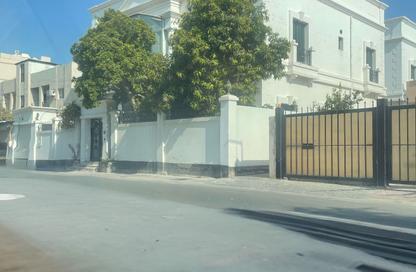Villa - 6 - 6 for sale in Salihiya - Manama - Capital Governorate