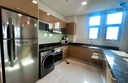 Apartment - 2 Bedrooms - 3 Bathrooms for rent in Al Juffair - Capital Governorate