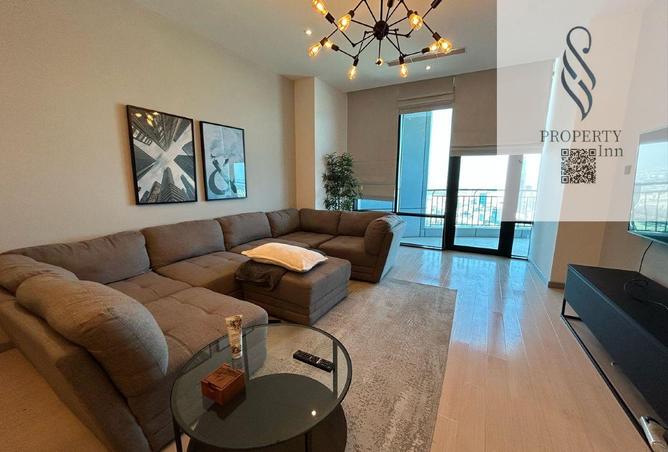 998354 - Property Image 2