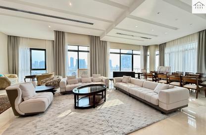 Apartment - 4 - 5 for rent in Reef Island - Capital Governorate