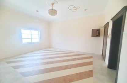 Apartment - 2 Bedrooms - 2 Bathrooms for rent in Tubli - Central Governorate