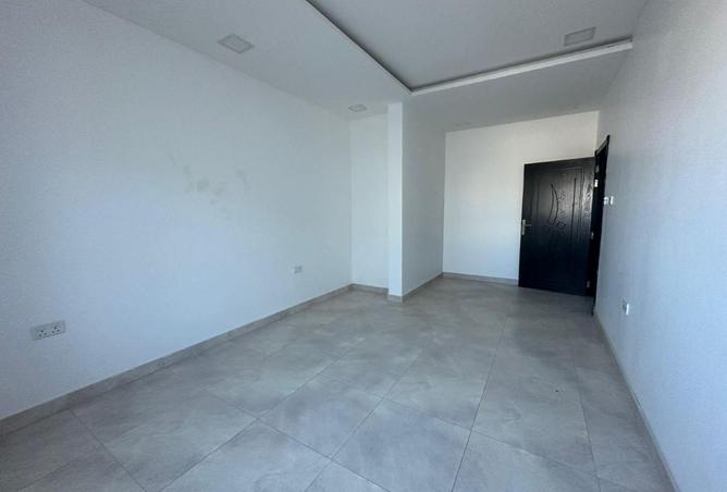 52727404 - Property Image 3