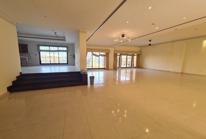 56241067 - Property Image 2