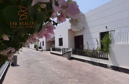 فيلا - 3 غرف نوم - 3 حمامات للايجار في الجنبية - المحافظة الشمالية