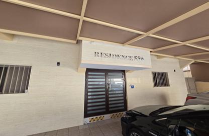 Whole Building - 6 Bedrooms - 6 Bathrooms for sale in Jurdab - Central Governorate