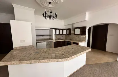 Apartment - 2 Bedrooms - 2 Bathrooms for rent in Saar - Northern Governorate