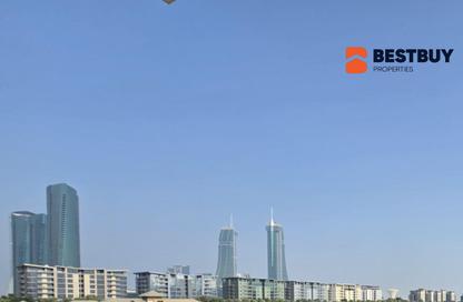 Apartment - 2 Bedrooms - 3 Bathrooms for rent in Reef Island - Capital Governorate