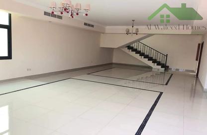 Villa - 4 - 4 for rent in Sanad - Central Governorate