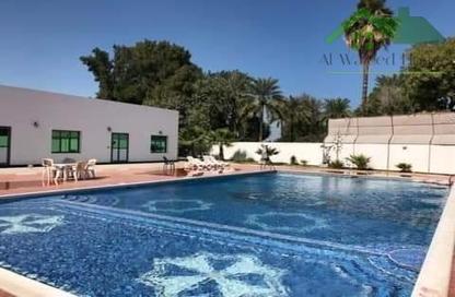 Villa - 4 - 4 for rent in Sanad - Central Governorate