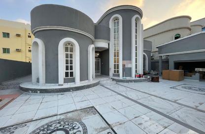 Villa - 4 Bedrooms - 4 Bathrooms for sale in Alhajiyat - Riffa - Southern Governorate