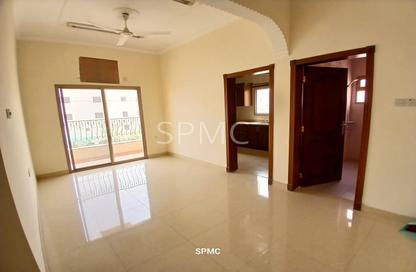 Apartment - 2 Bedrooms - 2 Bathrooms for rent in Galali - Muharraq Governorate