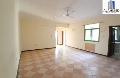 Apartment - 2 Bedrooms - 2 Bathrooms for rent in Muharraq - Muharraq Governorate