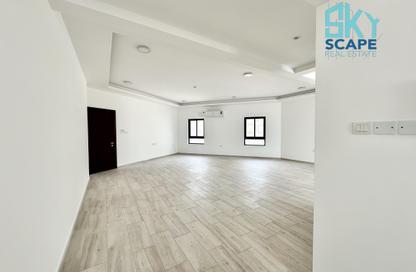 Office Space - Studio - 1 Bathroom for rent in Seef - Capital Governorate