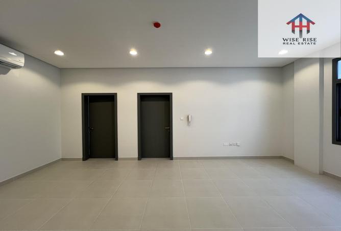 1002750 - Property Image 3