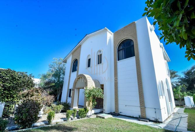 993877 - Property Main Image