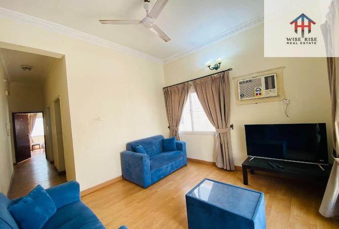 987439 - Property Image 3