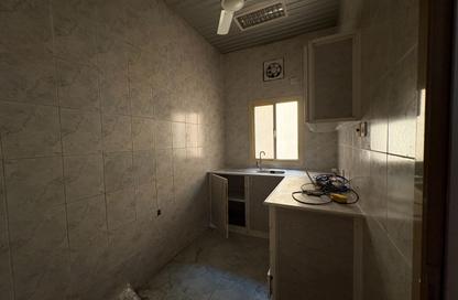 Apartment - 2 Bedrooms - 2 Bathrooms for rent in Isa Town - Central Governorate