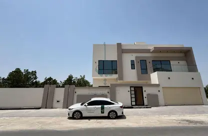 فيلا - 4 غرف نوم - 6 حمامات للبيع في سار - المحافظة الشمالية