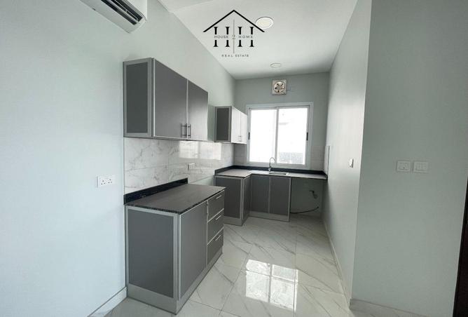 985198 - Property Main Image