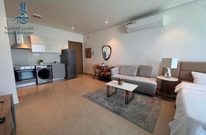 Apartment - Studio - 1 Bathroom for rent in Mahooz - Manama - Capital Governorate