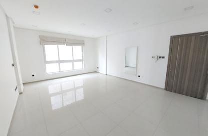 Apartment - 3 Bedrooms - 3 Bathrooms for rent in Hidd - Muharraq Governorate Apartment - 3 Bedrooms - 3 Bathrooms for rent in Hidd - Muharraq Governorate