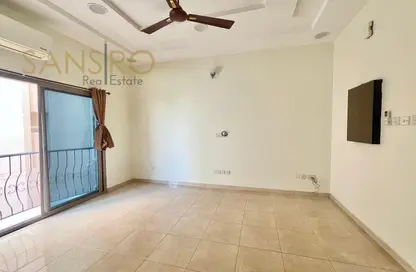 شقة - 2 غرف نوم - 2 حمامات للايجار في الجنبية - المحافظة الشمالية