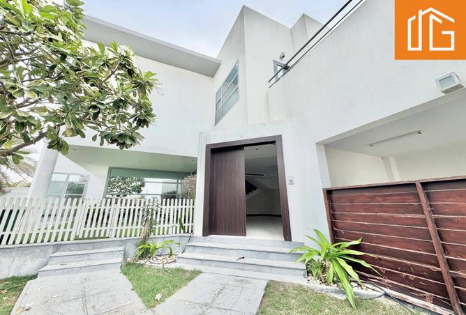 988474 - Property Main Image