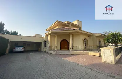 Villa - 4 Bedrooms - 4 Bathrooms for rent in Janabiya - Northern Governorate