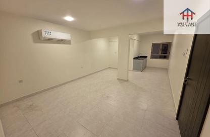 Apartment - Studio - 1 for rent in Alhajiyat - Riffa - Southern Governorate Apartment - Studio - 1 for rent in Alhajiyat - Riffa - Southern Governorate