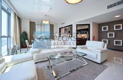Apartment - 2 Bedrooms - 3 Bathrooms for rent in Al Juffair - Capital Governorate