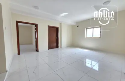 Apartment - 2 Bedrooms - 2 Bathrooms for rent in alnaim - Manama - Capital Governorate