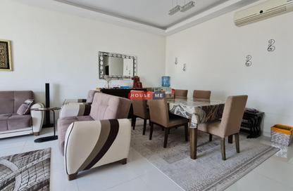 Apartment - 4 Bedrooms - 5 Bathrooms for rent in Seef - Capital Governorate