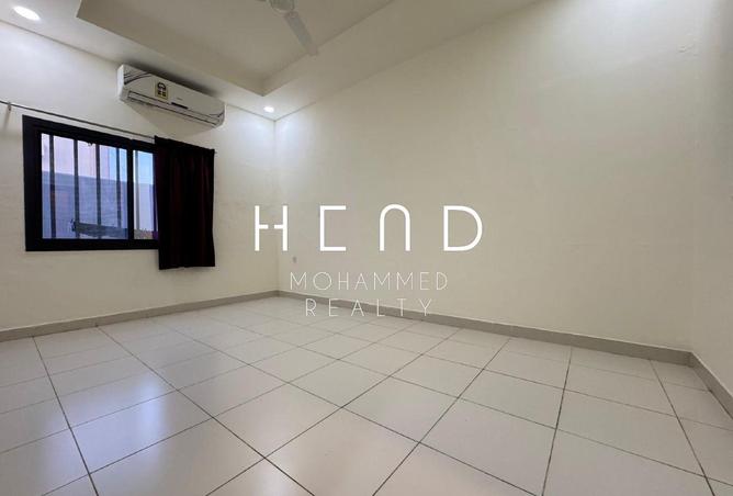 988027 - Property Main Image