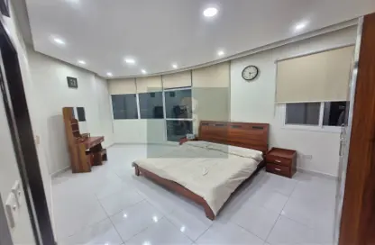 شقة - غرفة نوم - 2 حمامات للايجار في البسيتين - المحرق