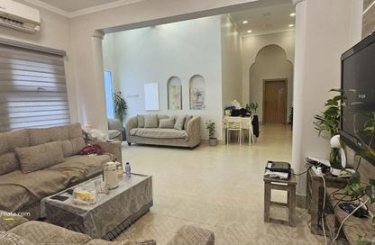 Villa - 4 Bedrooms - 5 Bathrooms for sale in A'Ali - Central Governorate
