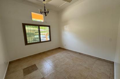 Apartment - 2 Bedrooms - 2 Bathrooms for rent in Budaiya - Northern Governorate
