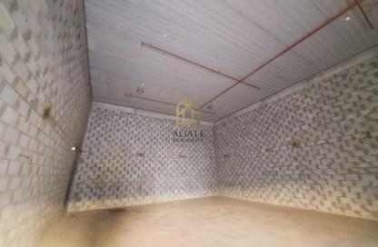 Warehouse - Studio - 1 Bathroom for rent in Hidd - Muharraq Governorate