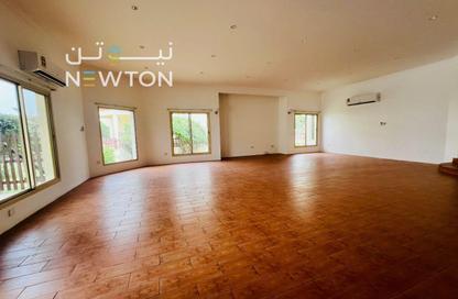 Villa - 4 Bedrooms - 3 Bathrooms for rent in Janabiya - Northern Governorate
