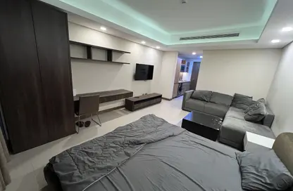 Apartment - 1 Bathroom for rent in Busaiteen - Muharraq Governorate