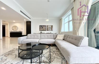 Apartment - 2 Bedrooms - 3 Bathrooms for rent in Sanabis - Manama - Capital Governorate