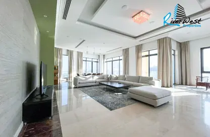 Apartment - 5 Bedrooms - 6 Bathrooms for rent in Reef Island - Capital Governorate